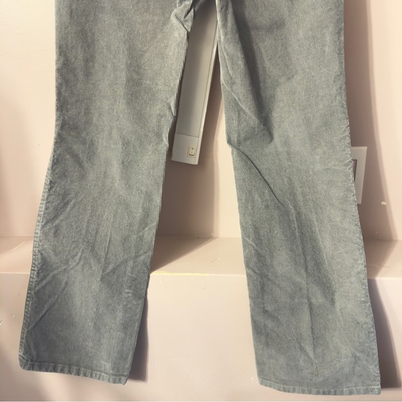 L.L Bean Standard Fit Corduroy Pants Gray Men Size 33 - Picture 8 of 9
